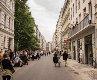 EYE OF THE STORM :: THE HUNDREDS IN BERLIN