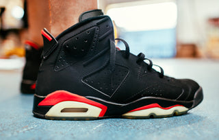 OLD SOLES :: JORDAN VI BLACK/ INFRARED :: FALL 2000