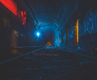 PHOTO SET :: NYC UNDERGROUND'S ABANDONED TRAIN TRACKS